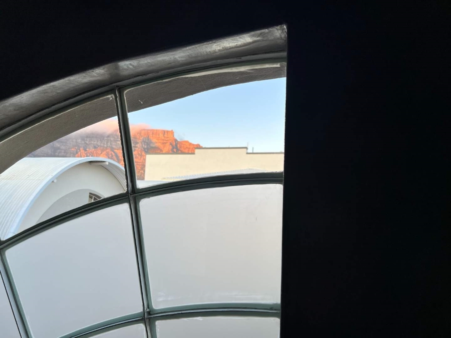 2 Bedroom Property for Sale in Cape Town City Centre Western Cape